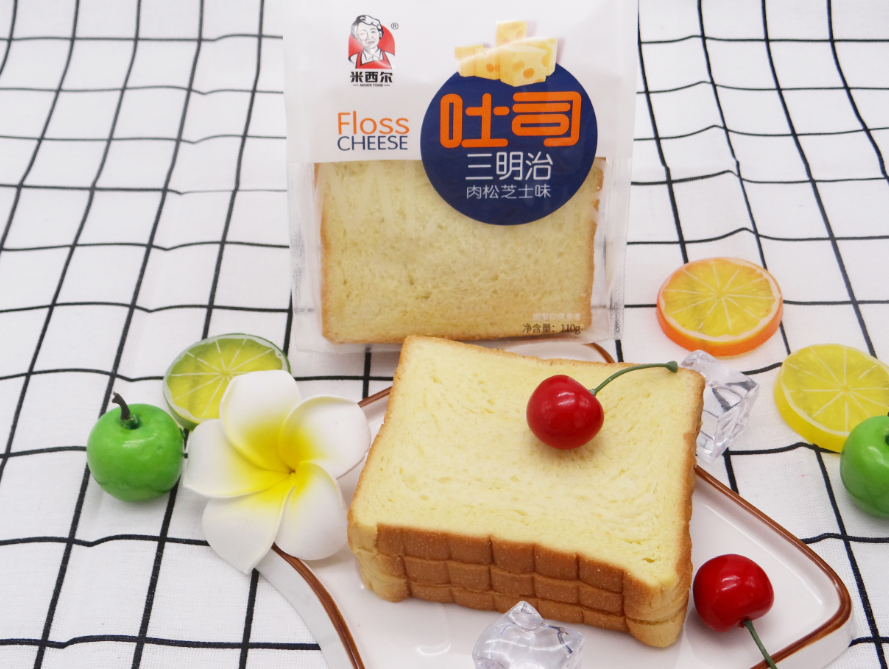 110g三明治吐司夹心面包（肉松芝士味）
